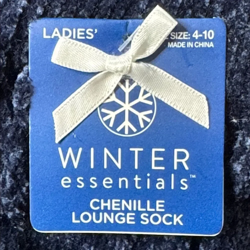 Women’s Winter Essentials Chenille Lounge Socks 1x Navy 1x Black Size 4-10 NEW